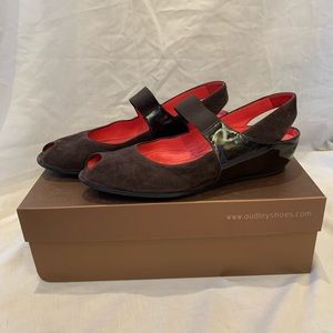 Pas de Rouge sandals